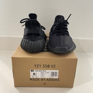 Yeezy Boost 350 v2 Onyx